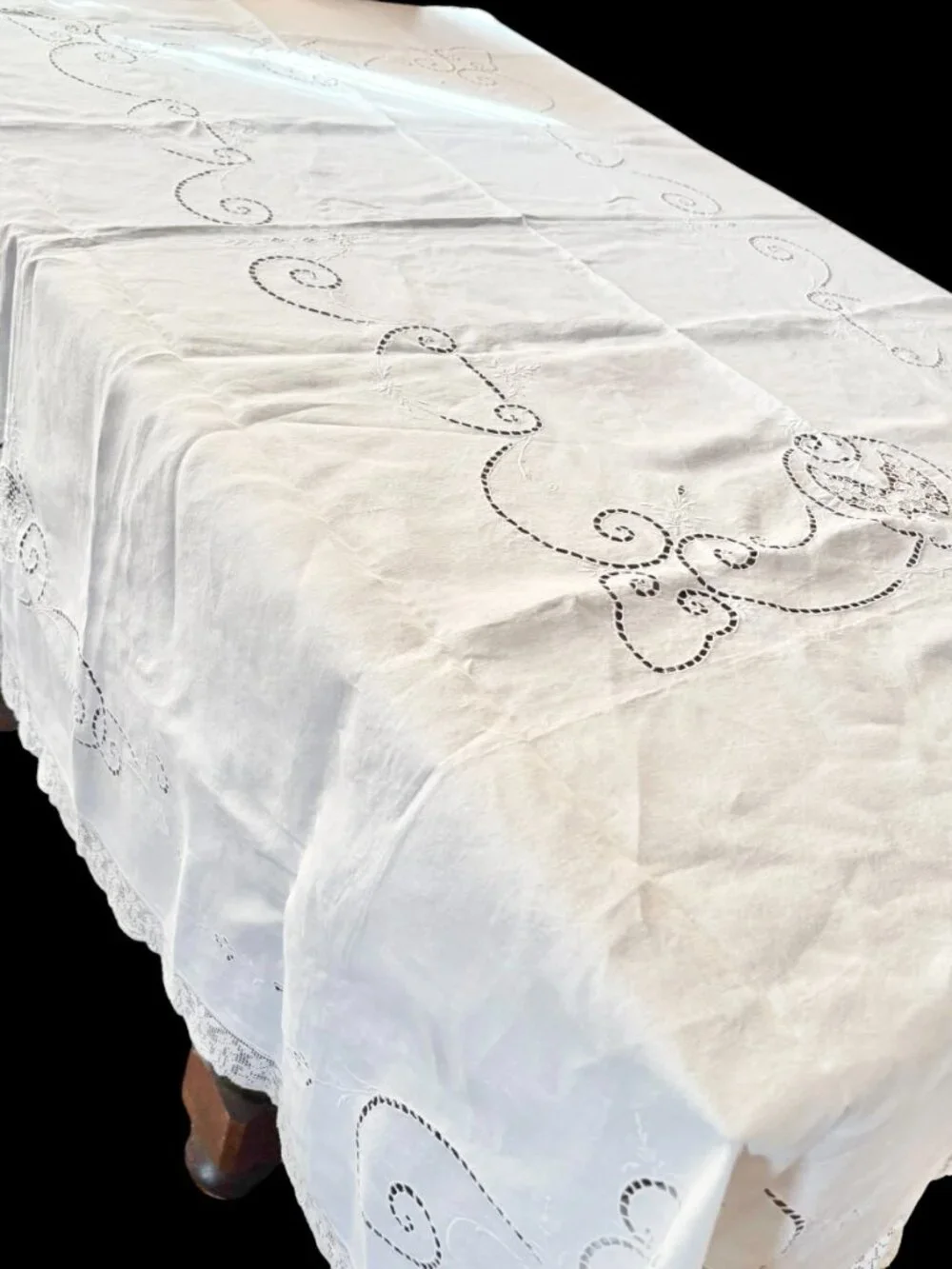 Vintage White Linen Eyelet Embroidered Tablecloth 68 x 84